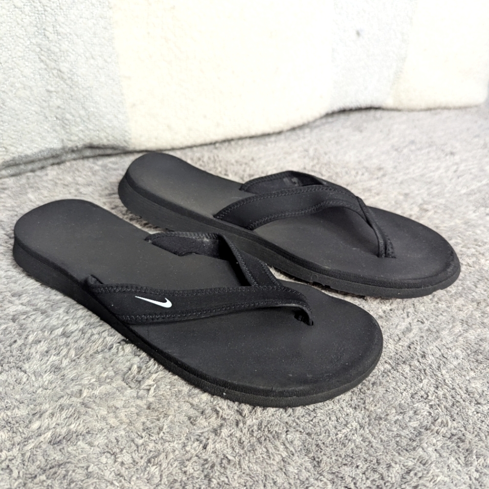 Nike Flip Flops Black Size 9
